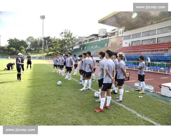 泉州亚新致贺厦门壹零贰陆：恭喜冲乙，共燃福建足球火种